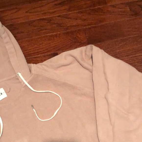 Sweat Shirt - Picture 2 of 3